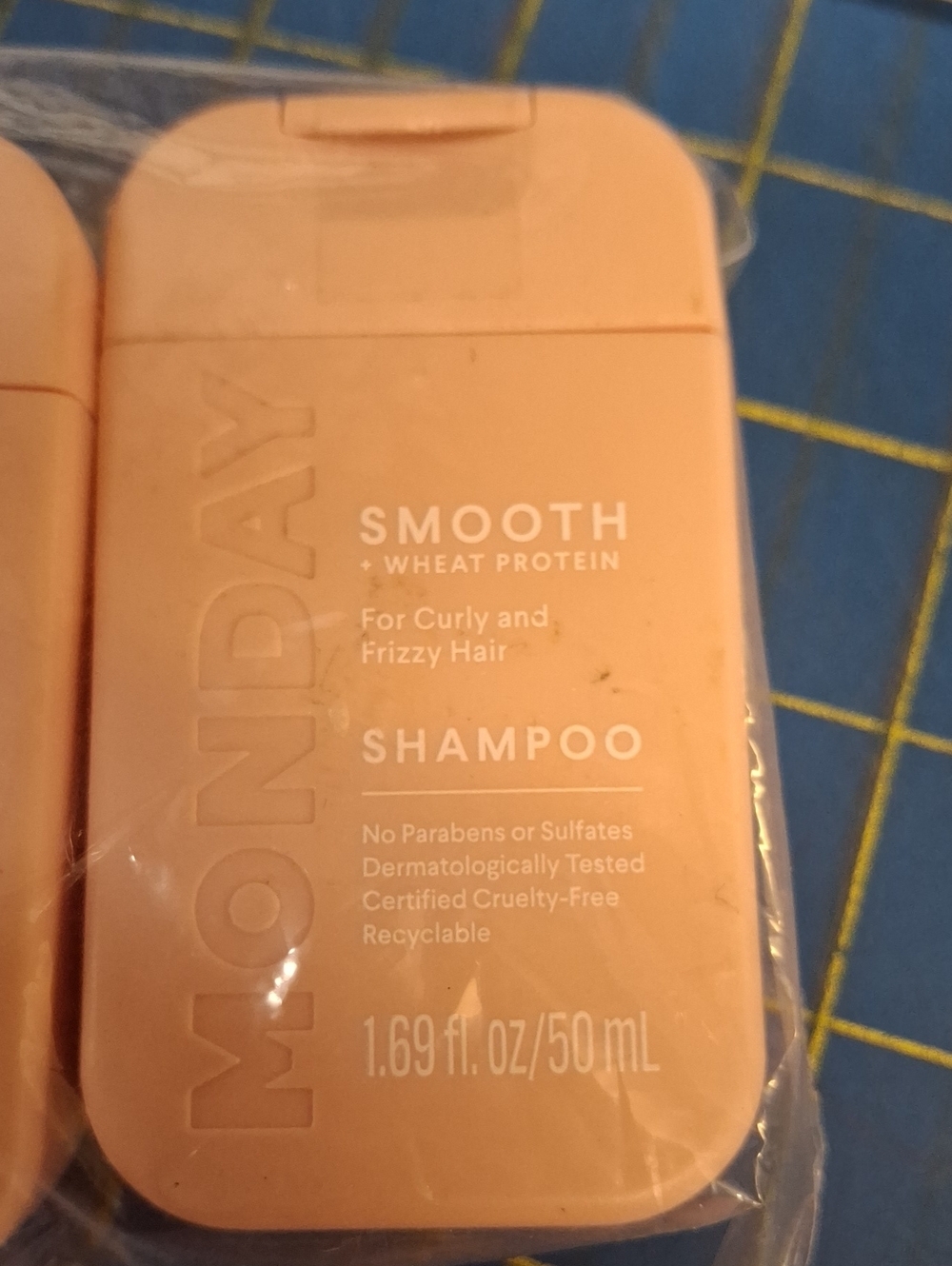 Monday Smooth Shampoo for Frizzy and Dull Hair, 1.69 fl oz Lot of 2 - Picture 2 of 3